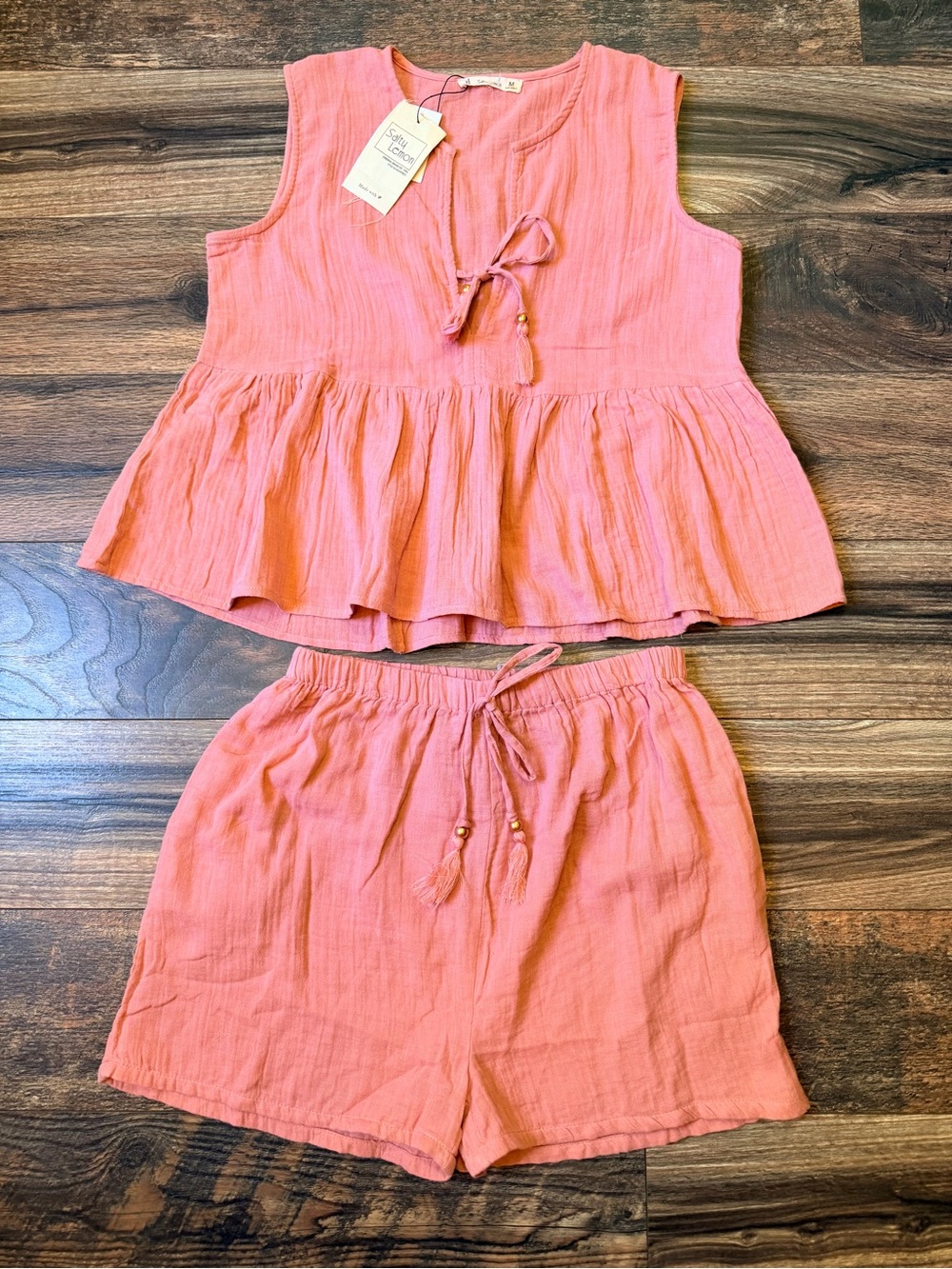 Salty Lemon 2 piece crinkle gauze lounge set size medium